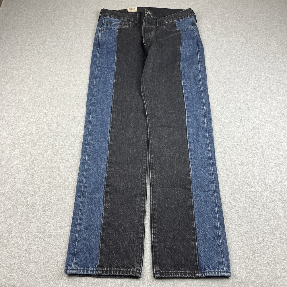 Levis 501 Jeans Men 31x30 Straight Leg Button Fly Denim Blue Black Two Toned NWT - Picture 3 of 10